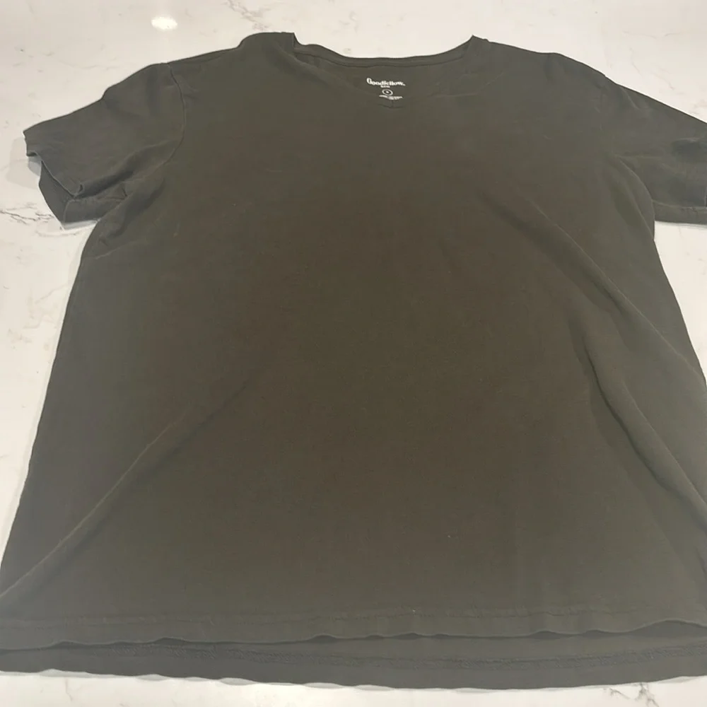 Goodfellow & Co Black Tee and Airwalk Camo Shorts Set - Picture 3 of 7